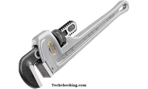 pipe wrench (Monkey Wrench vs Pipe Wrench)