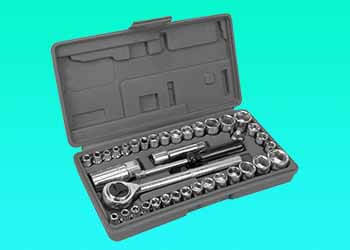Types of Wrenches to Use for Car Batteries
