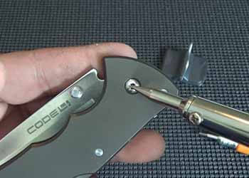 how to fix a loose pocket knife blade